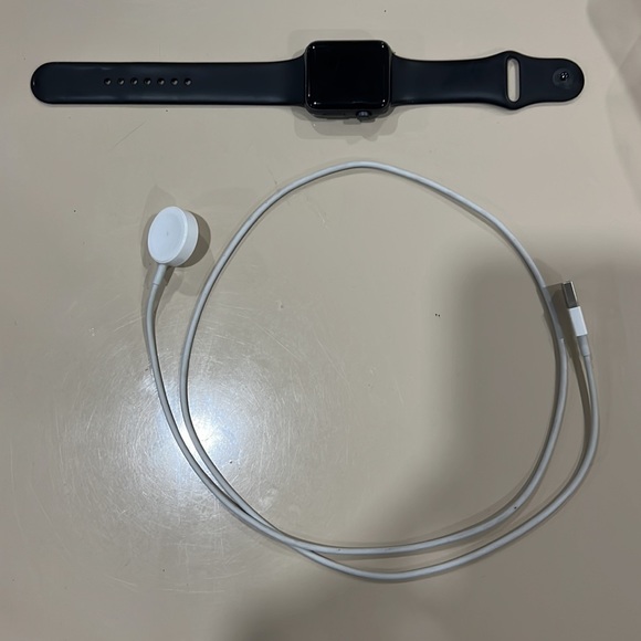 apple watch series 3 42mm - Picture 7 of 7